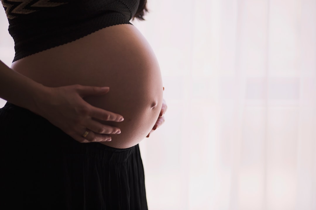 5 Prises de Conscience Neuroscientifiques pour Transformer la Vie des Mamans